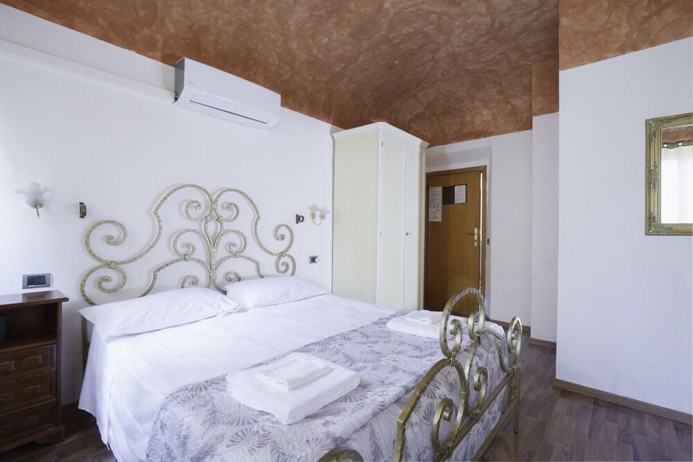 Piccolo Hotel Con Access Ztl !!! Nel Centro Storico Di Firenze !!! Εξωτερικό φωτογραφία
