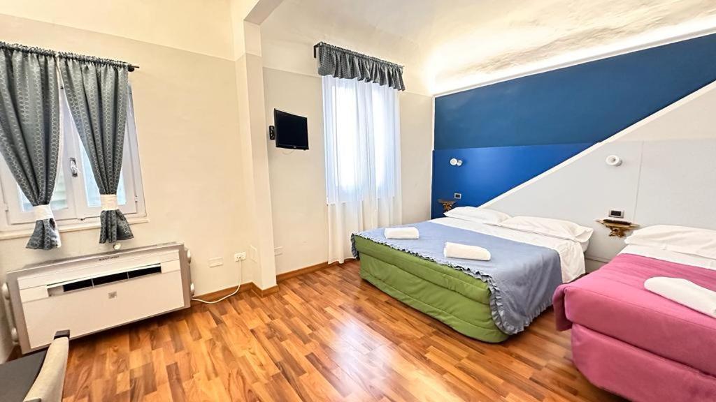 Piccolo Hotel Con Access Ztl !!! Nel Centro Storico Di Firenze !!! Εξωτερικό φωτογραφία
