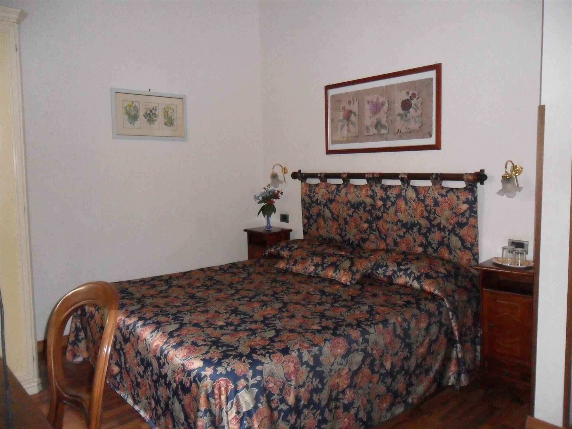 Piccolo Hotel Con Access Ztl !!! Nel Centro Storico Di Firenze !!! Εξωτερικό φωτογραφία