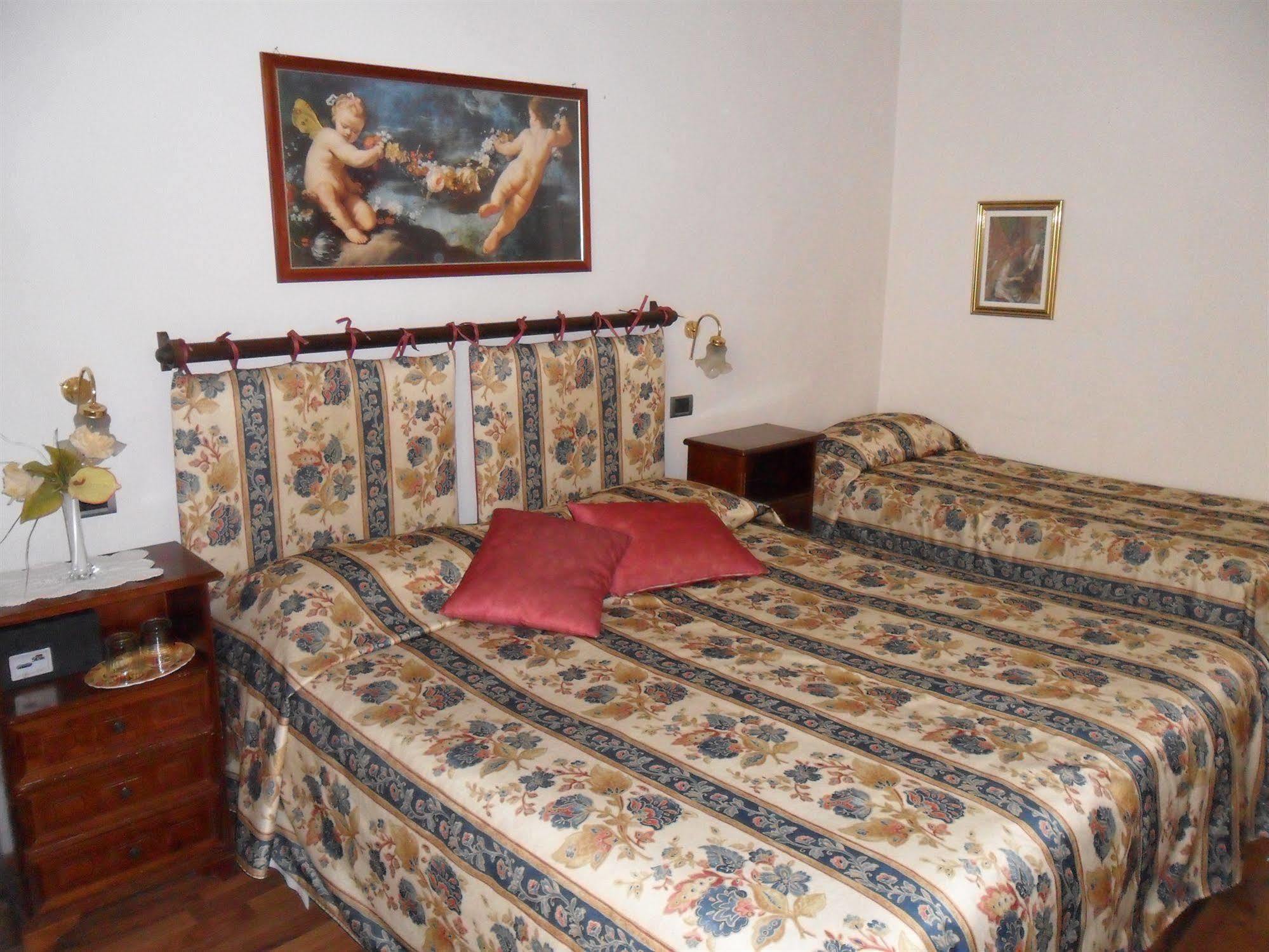 Piccolo Hotel Con Access Ztl !!! Nel Centro Storico Di Firenze !!! Εξωτερικό φωτογραφία